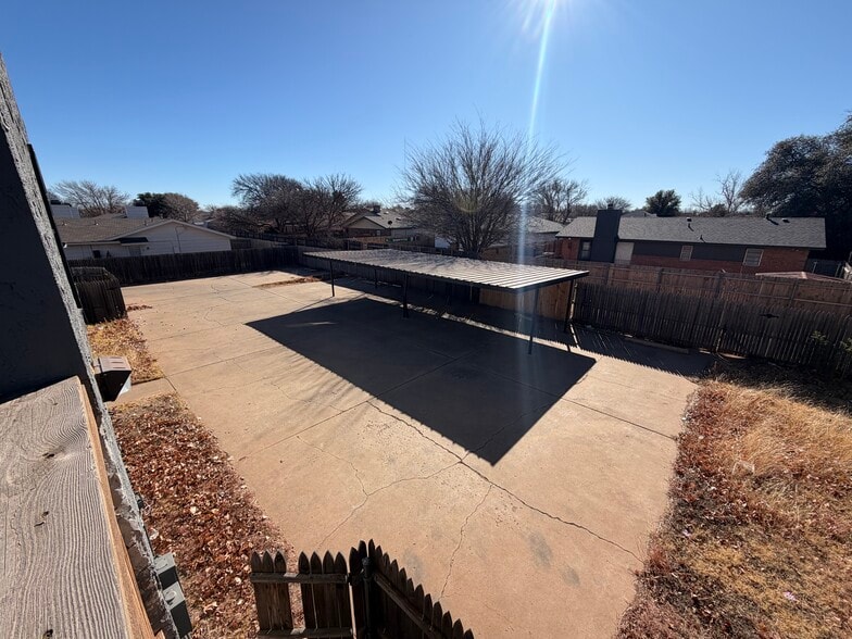 Building Photo - 2303 76th St