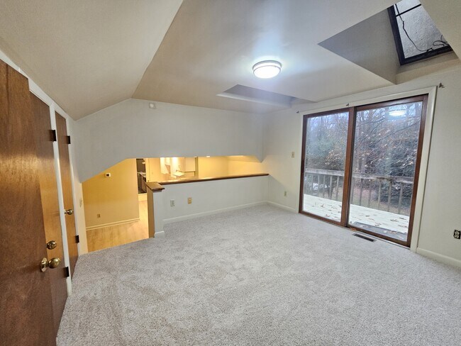 Building Photo - 7533 Carmen Ct