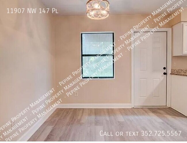 Building Photo - 11907 NW 147 Pl