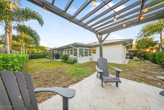 Building Photo - 4548 Genoa Ave