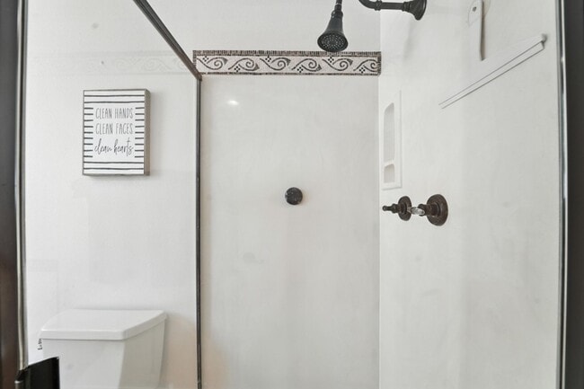 Building Photo - Beautiful 2-Bed, 2-Bath Condo in Gainey Ranch!