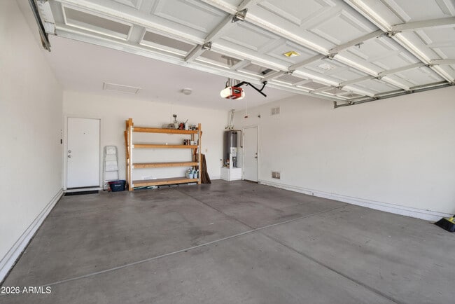 Building Photo - 3680 S Joshua Tree Ln
