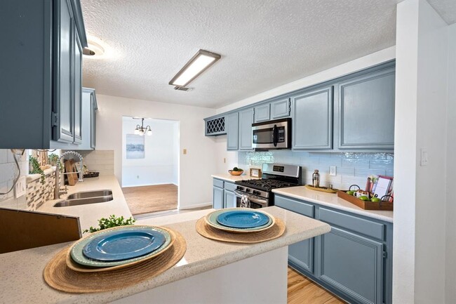 Building Photo - 4309 Kingfish Dr