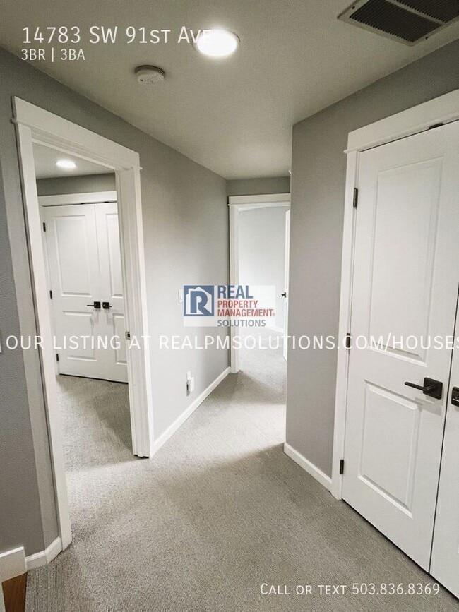 Building Photo - 14783 SW 91st Ave