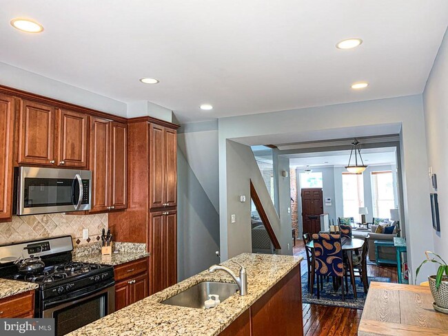 Building Photo - 131 N Luzerne Ave