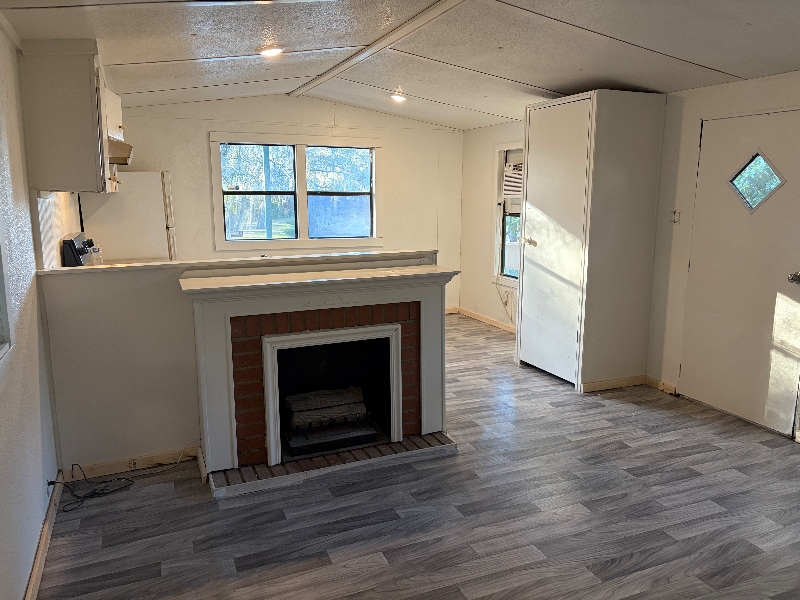 Building Photo - 9640 Gatun St