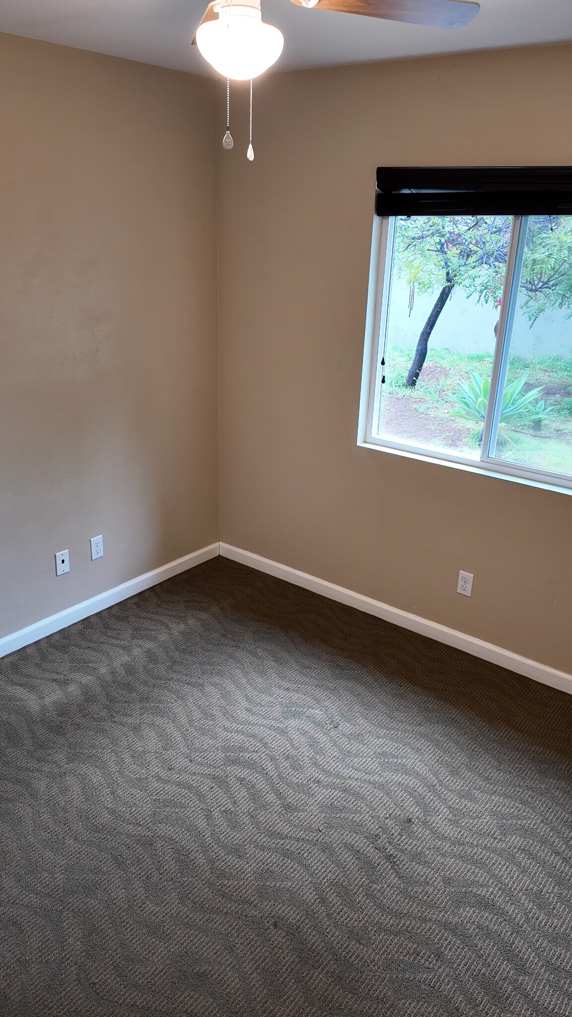 Building Photo - 14831 Espola Rd