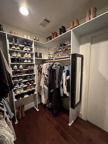 Building Photo - 4057 W 7th St