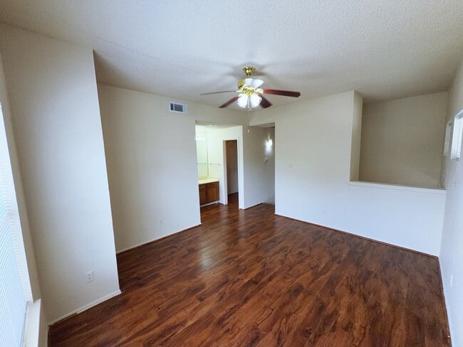 Building Photo - 7900 Bissonnet St