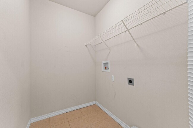 Building Photo - 12056 MO-13