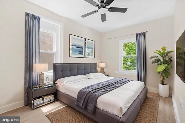 Building Photo - 4288 Viola St