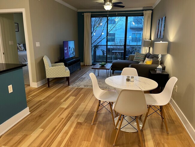 Building Photo - 4605 Cedar Springs Rd