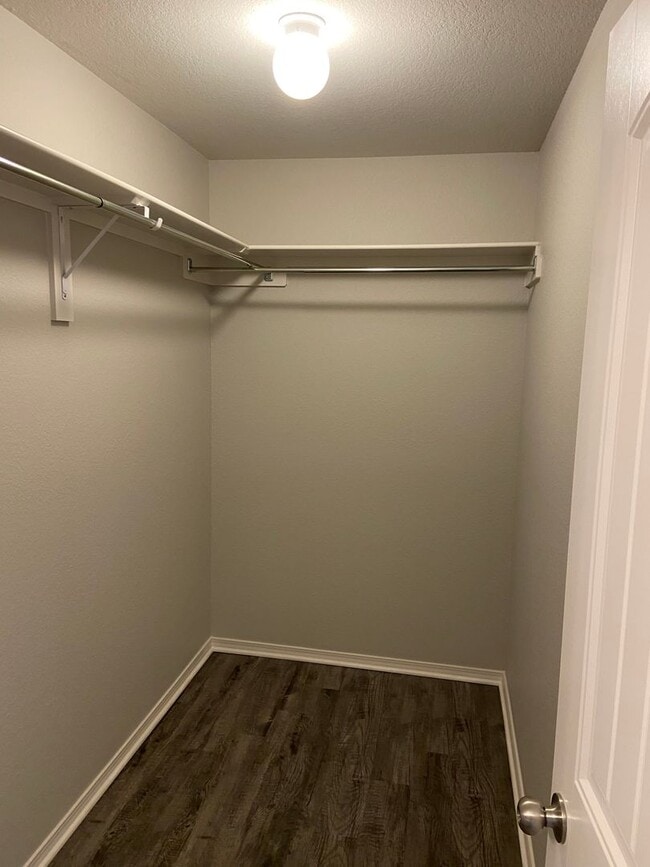 Building Photo - Pre-Leasing Now! Cozy & Inviting 3-Bedroom Home in Conrad Court