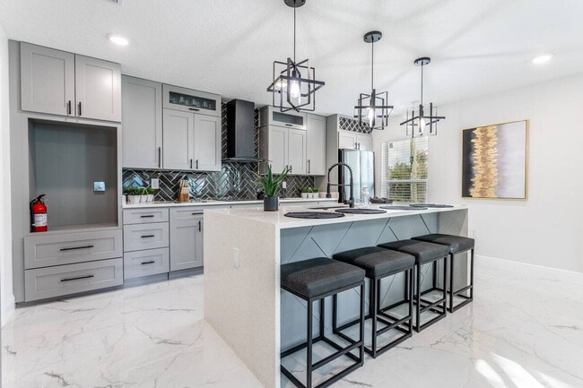 Building Photo - 1401 E Muriel St