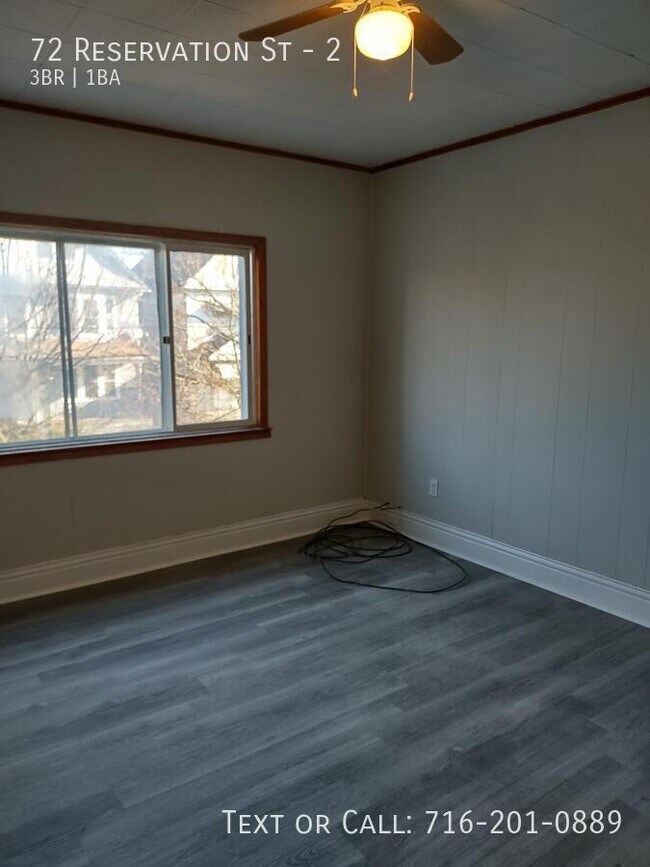 Building Photo - 72 Reservation St