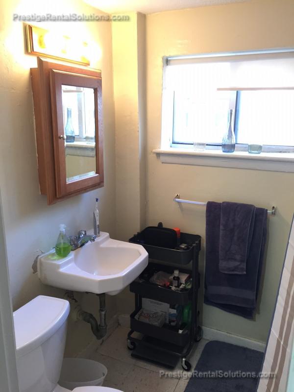 Building Photo - 229 Harrison Ave