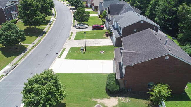 Building Photo - Available Now this Beautiful 4-Bedroom 2.5Baths Home in Stockbridge, GA!