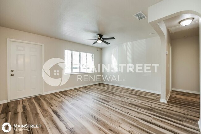 Building Photo - 1318 Arrow St