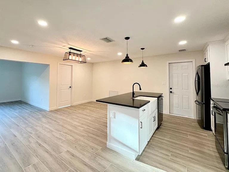 Building Photo - 4700 Chancellor St NE