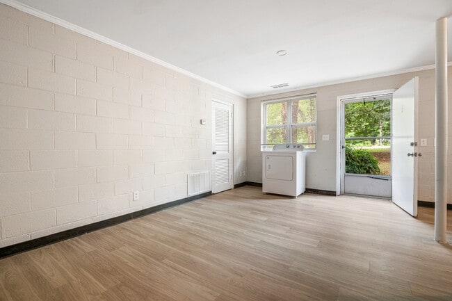 Building Photo - 2211 Morehead Ave