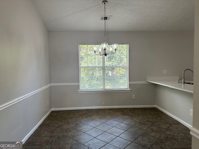 Building Photo - 10650 Daisy Cove