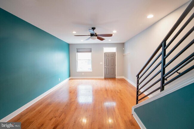 Building Photo - 1727 Annin St