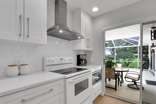 Building Photo - 7904 Chapman Oak Ct