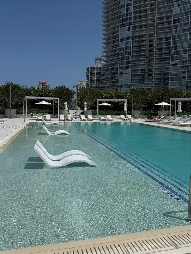 Building Photo - 500 Alton Rd