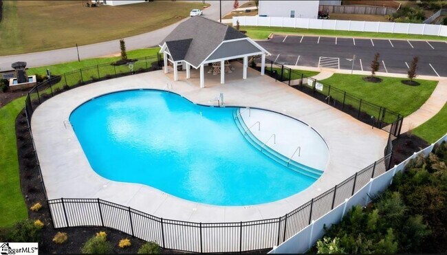 Building Photo - 3045 Hickory Rdg Trl