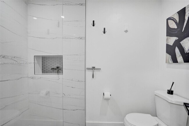 Building Photo - 4920 NW 83rd Terrace
