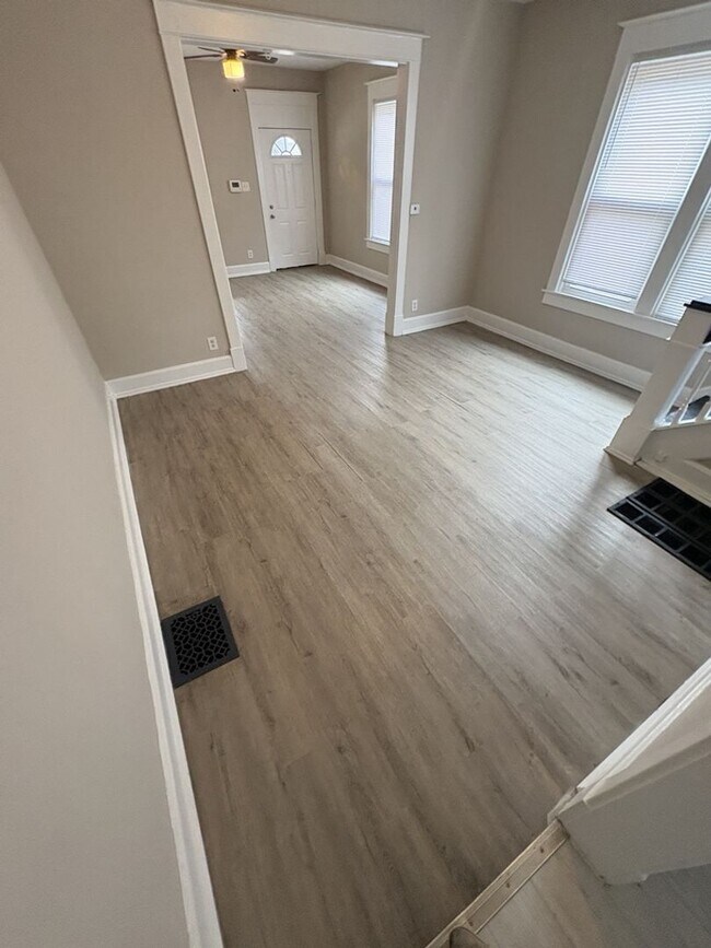 Building Photo - 1018 N Tuxedo St