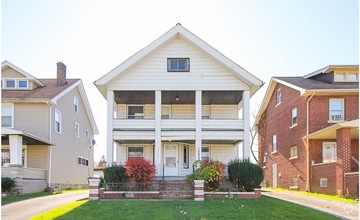 Building Photo - 12904 Thornhurst Ave