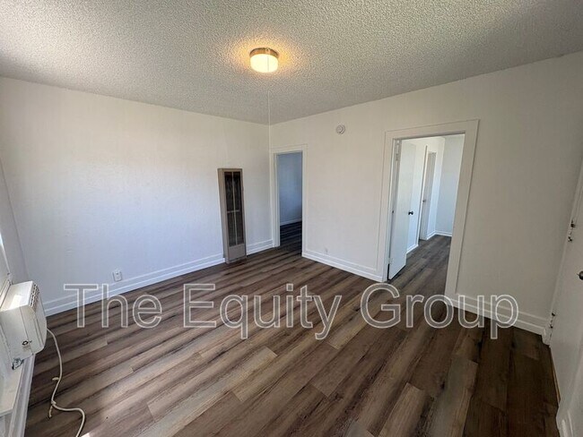 Building Photo - 337 N H St