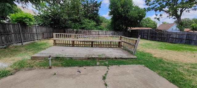 Building Photo - 2413 Royal Dr