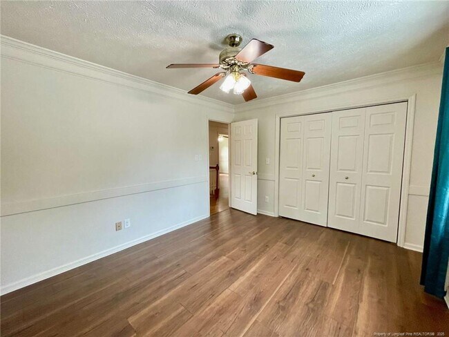 Building Photo - 5704 Kindley Dr