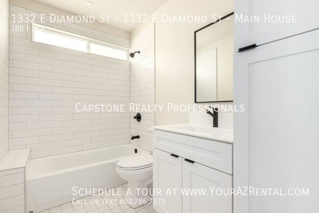 Building Photo - 1332 E Diamond St