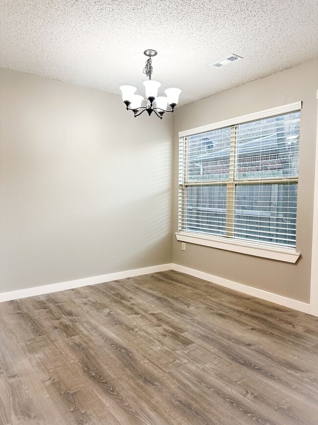Building Photo - 1444-1446 N Dawn Drive