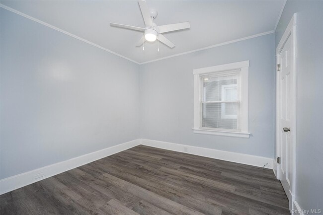 Building Photo - 5 Orchard Pl