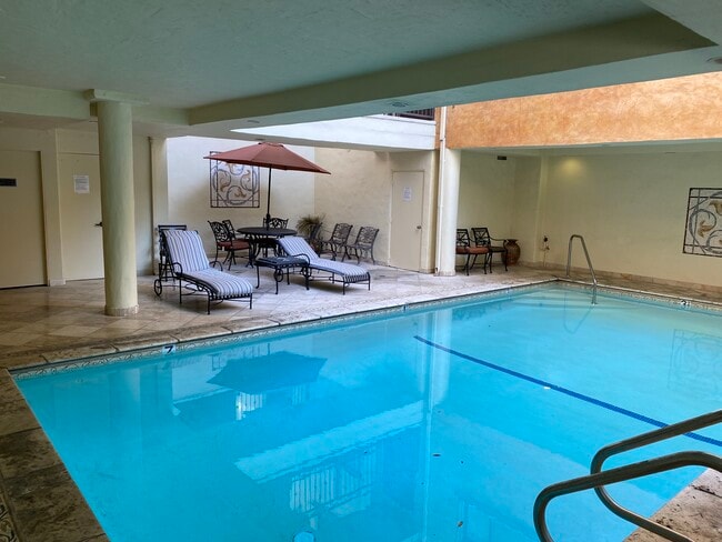 Pool - 1154 S Barrington Ave