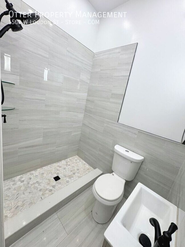 Building Photo - 1500 W Loudon St