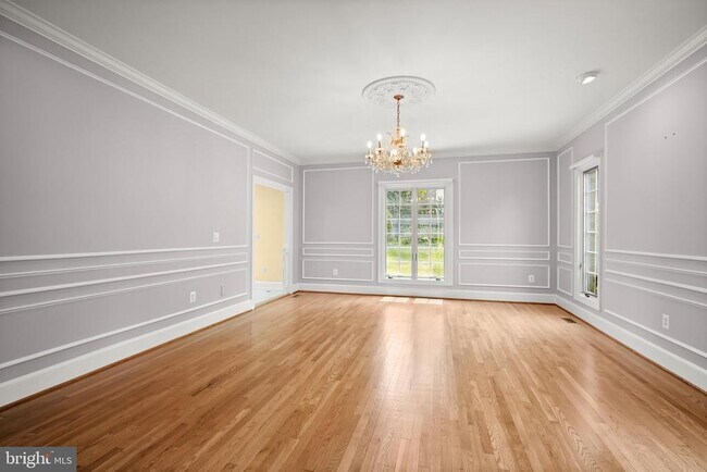 Building Photo - 9809 Hall Rd