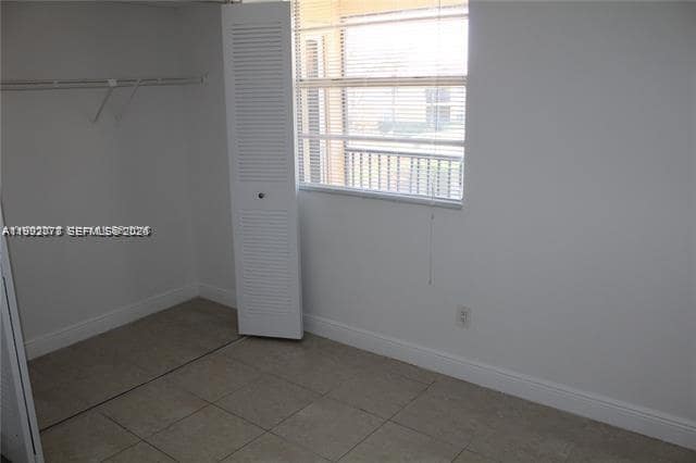 Building Photo - 1247 SW 46th Ave