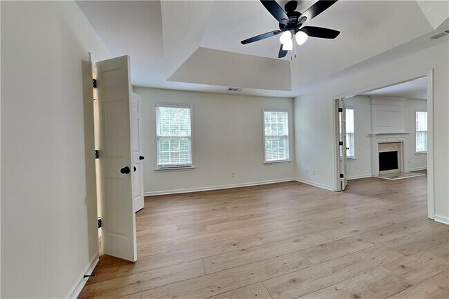 Building Photo - 420 Sable Ct