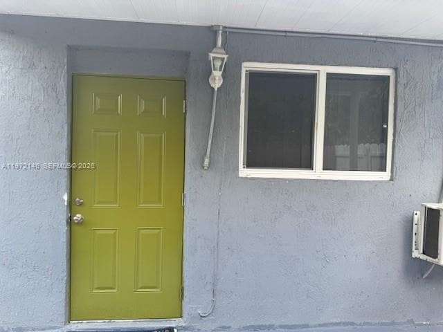 Building Photo - 6471 SW 27th St