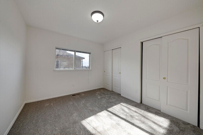 Building Photo - 3123 Mountainside Pkwy NE