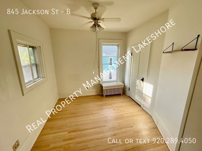Building Photo - 845 Jackson St