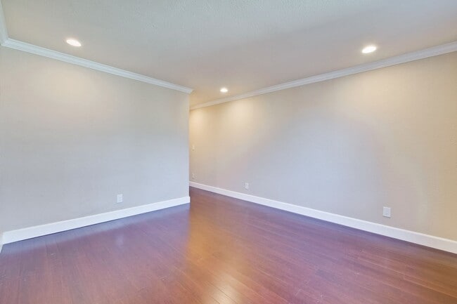 Building Photo - Wow! What a Great Home! Available Soon!