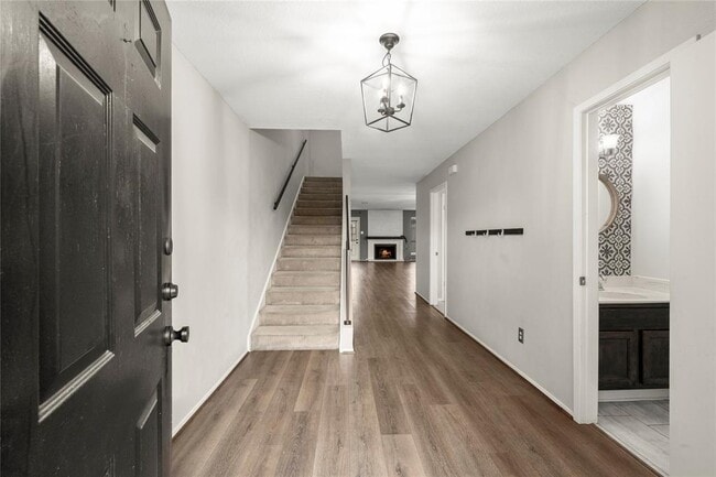 Building Photo - 6652 Montauk Dr