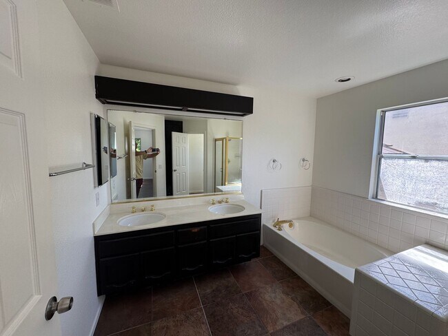 Building Photo - Ready to Move? Pet Friendly