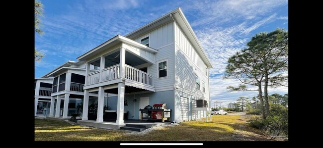 Building Photo - 14628 Salt Meadow Dr
